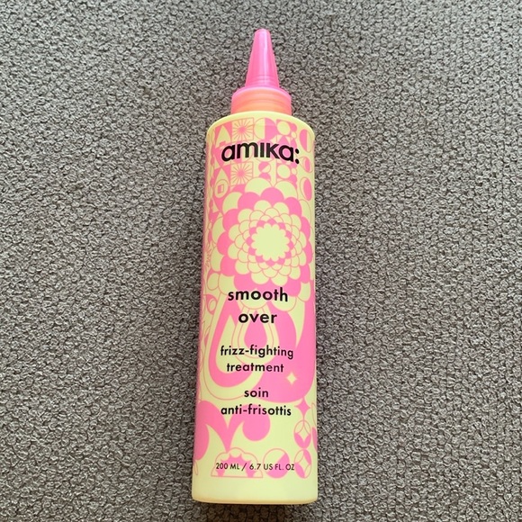 amika Other - NWT - Amika “Smooth Over” Frizz-Fighting Treatment